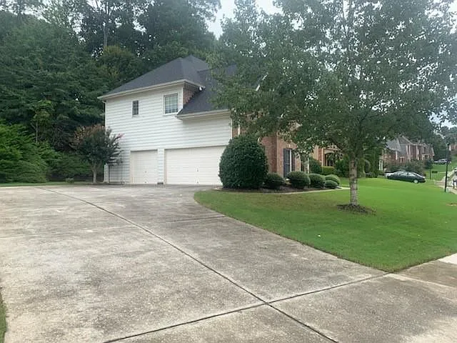 5 bed, 4.0 bath, 3114 sqft, $3,695 — Photo 4