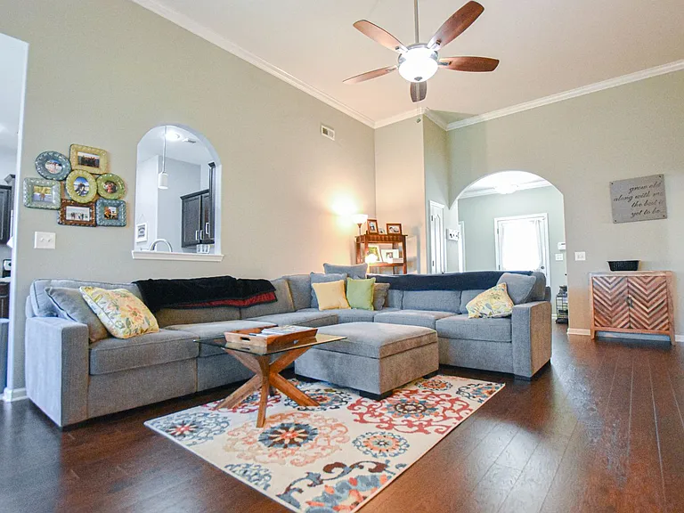 3765 Silver Fox Ln — Photo 4
