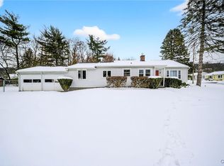 201 Weymouth Rd, Syracuse, NY 13205