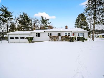 201 Weymouth Rd, Syracuse, NY, 13205