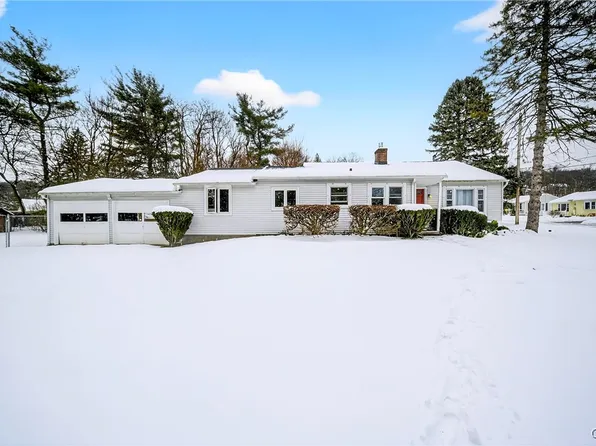 201 Weymouth Rd, Syracuse, NY 13205