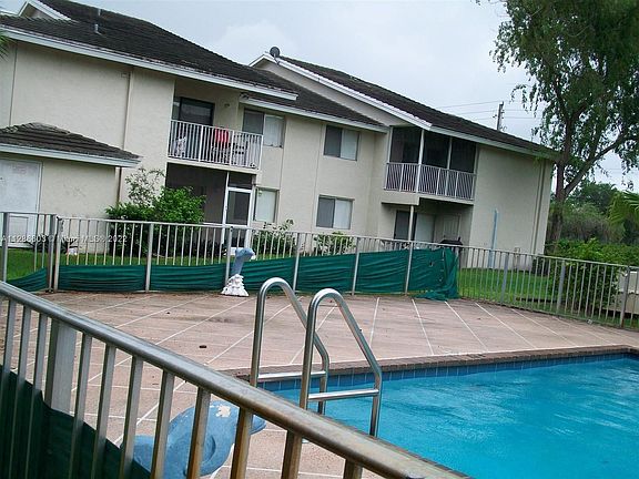 2nd image of 11571 NW 43rd St #1