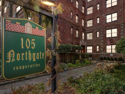 105 Garth Road #2C, Scarsdale, NY, 10583