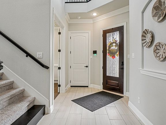 2nd image of 1036 Windy Hill Ln