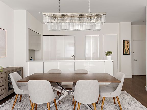 4th image of 25 Broad St APT 6T
