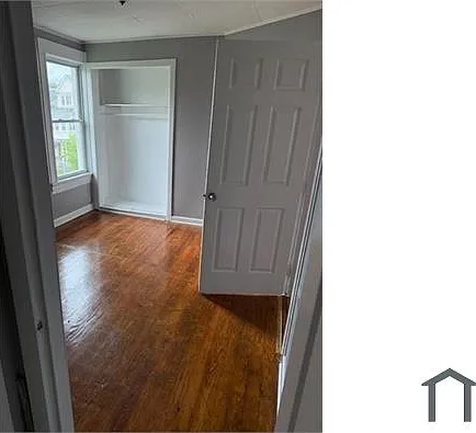3 bed, $2,400 — Photo 2