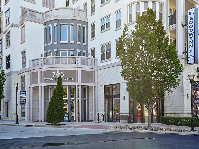 The GoodWynn at Town Brookhaven by ARIUM — Photo 35