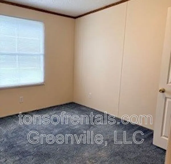 112 Acorn Trl — Photo 9