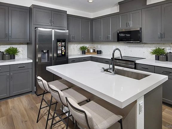 3rd image of 12070 Aden Way