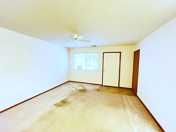 4th image of 230 Wildwood Ct