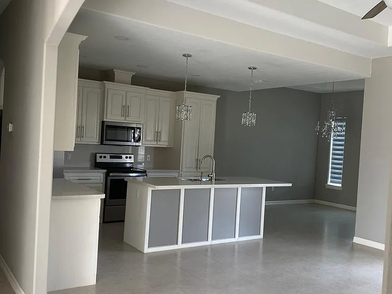 3873 Tolosa St — Photo 104