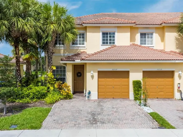 3257 NW 31st Ter, Oakland Park, FL 33309