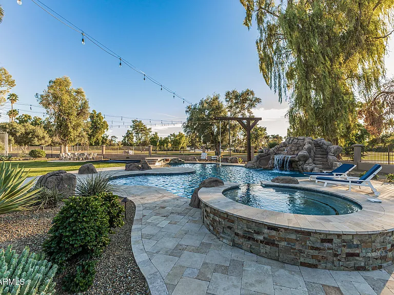 5821 E Cactus Rd — Photo 3