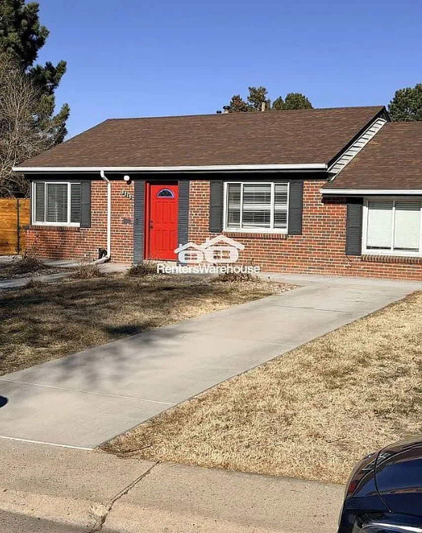 3 Bed 2 Bath | Brick Ranch North Park Hill — Photo 1