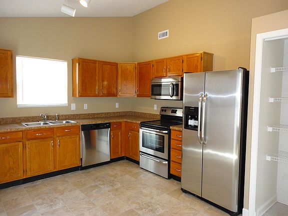 5th image of 6247 Kings Canyon Dr