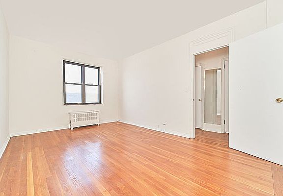4th image of 2475 Palisade Ave APT 3D