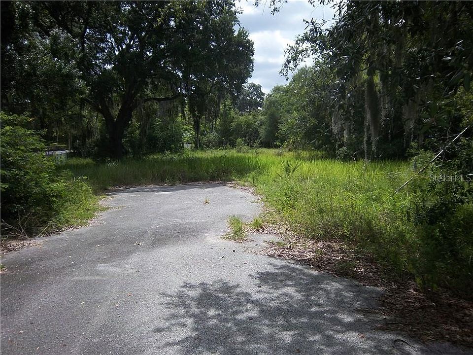 1st image of 201 S Lakewood Dr