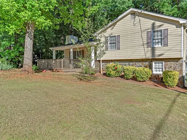 474 Russell Ridge Dr, Lawrenceville, GA 30043