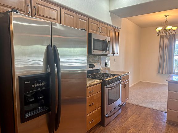 5th image of 7401 W Arrowhead Clubhouse Dr Unit 2016