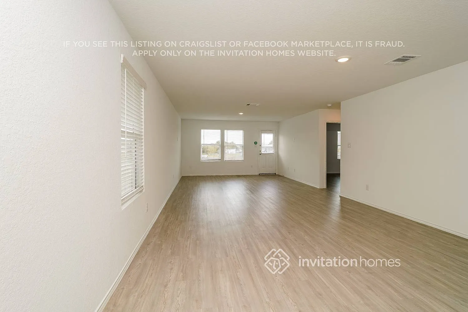 218 Hollywood Dr New Braunfels, TX 78130 — Photo 4