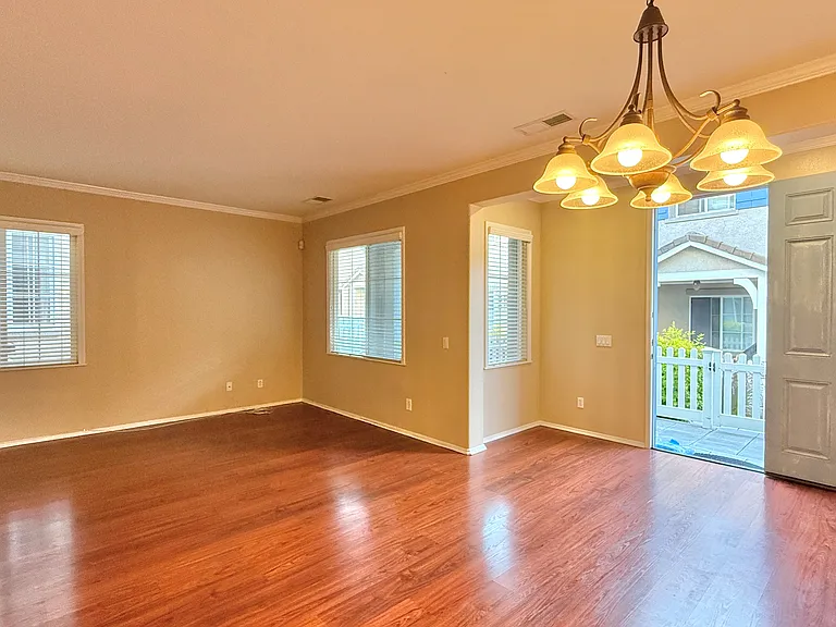 1452 Trouville Ln — Photo 13