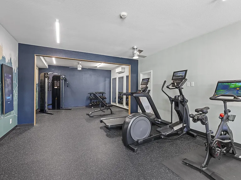 Updated Fitness Center at 2000 Lake Washington Apartments in Renton, WA 98056