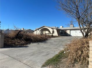 3076 E Russell Rd, Paradise, NV 89120