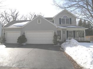 803 Interlaken Dr, Lake Zurich, IL