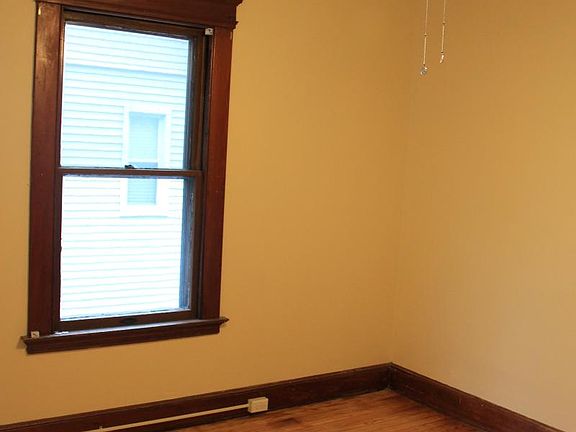 Bedroom #1 with ceiling fan