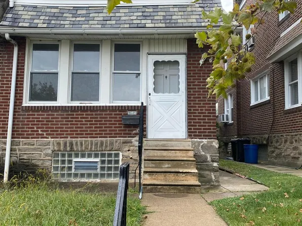 1352 Englewood St, Philadelphia, PA 19111