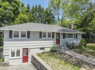 10 Roosevelt Ave, Methuen, MA 01844