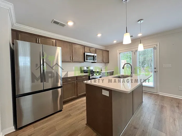 333 Canary Grass Ct — Photo 12