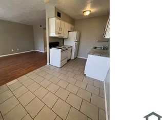 3104 Fordhaven Rd #2, Louisville, KY 40214