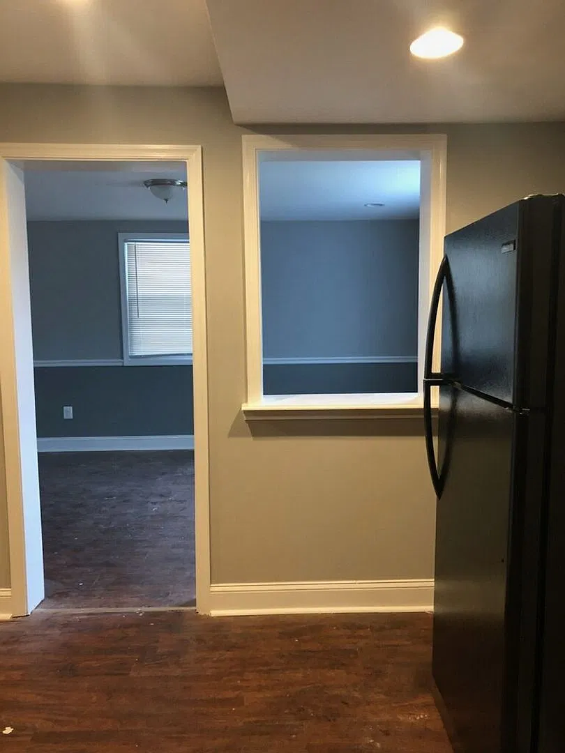 Halethorpe - 4 Bedrooms and 3 baths Available! — Photo 4