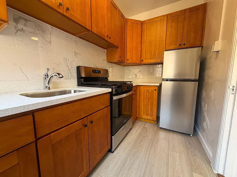 282-294 9th St #1316 — Photo 4