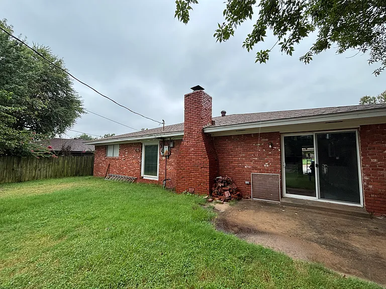 1716 N Fordson Ave — Photo 25