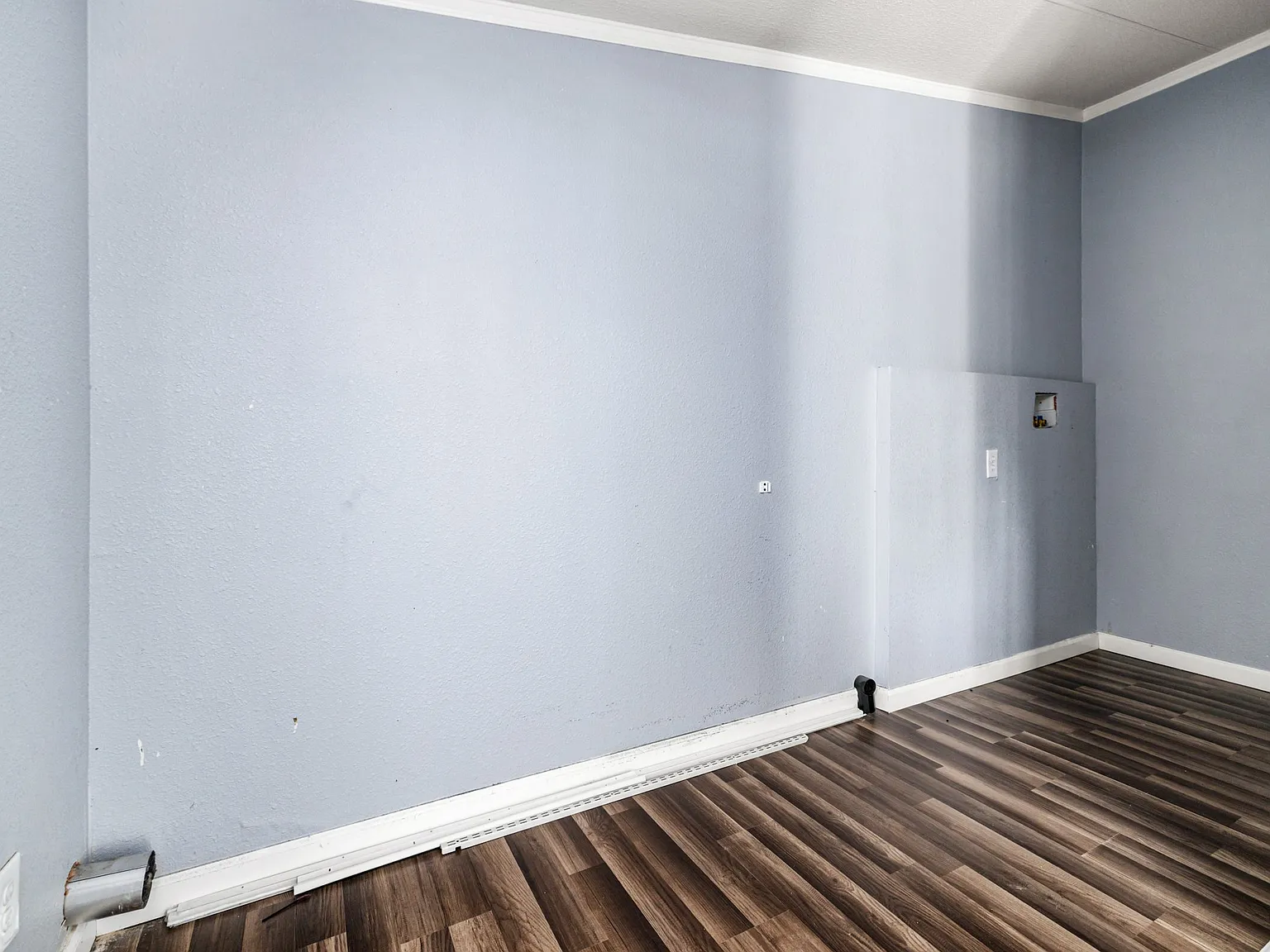 4 bed, 2198 sqft, $2,000 — Photo 2