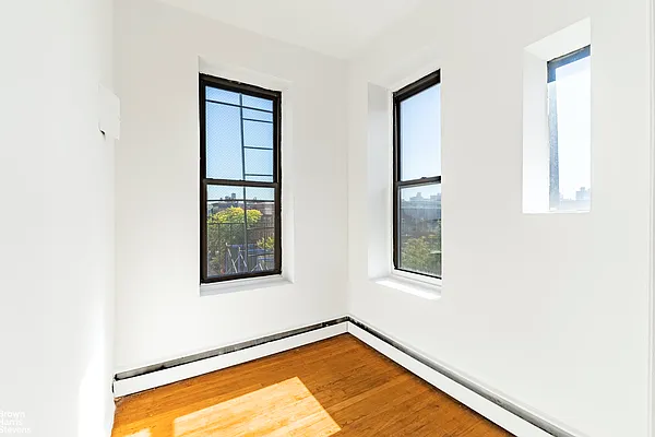 Rented by Brown Harris Stevens | media 21