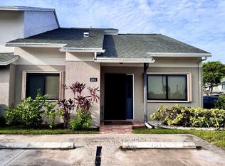 2001 Wharf Ln, Greenacres, FL 33463