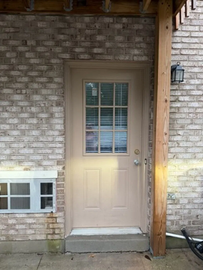 225 Churchill Drive — Photo 2