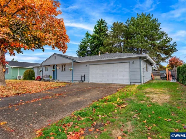 3278 Lupine St, Lebanon, OR 97355