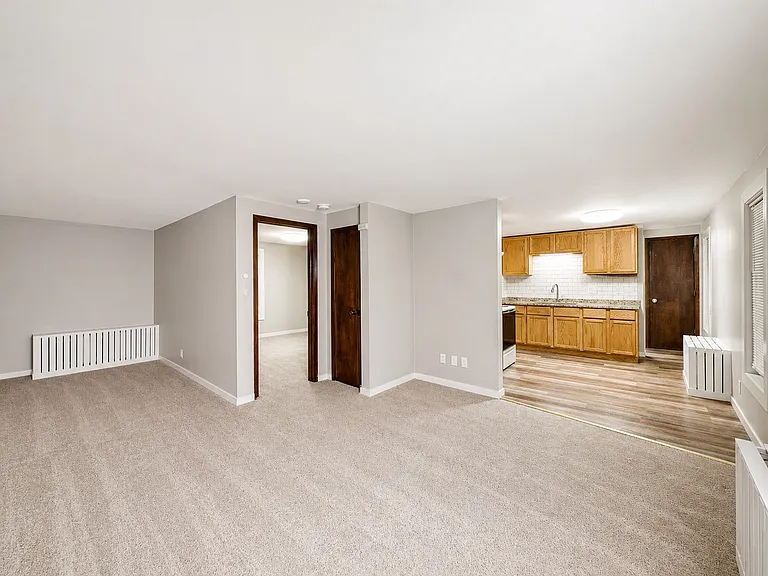 216 2nd Ave S #2 — Photo 12