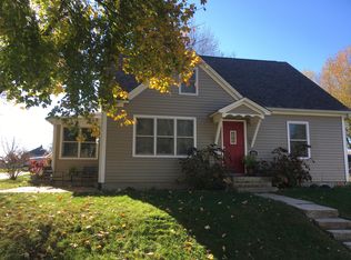 509 Peace St, Pella, IA 50219