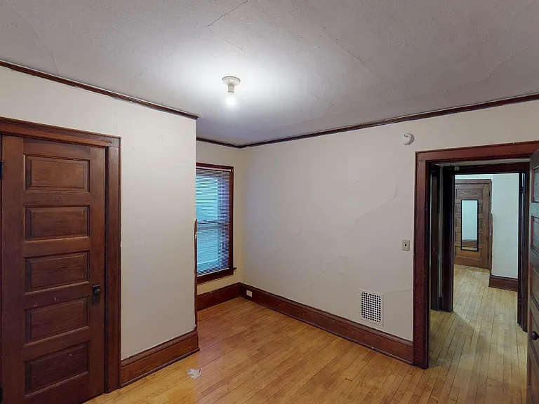 1728 Van Hise Ave — Photo 5