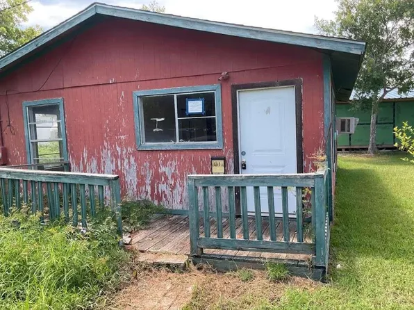 62 Guinevere Dr, Sargent, TX 77414