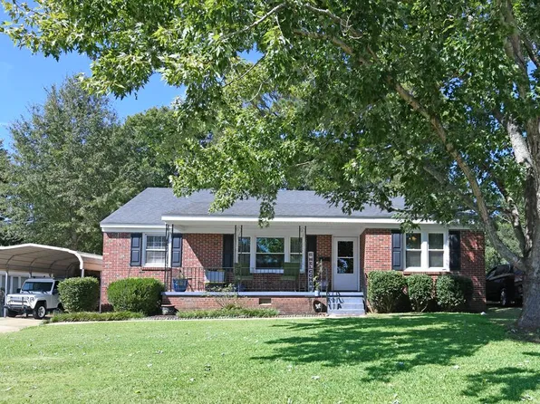 105 George St, Abbeville, SC 29620