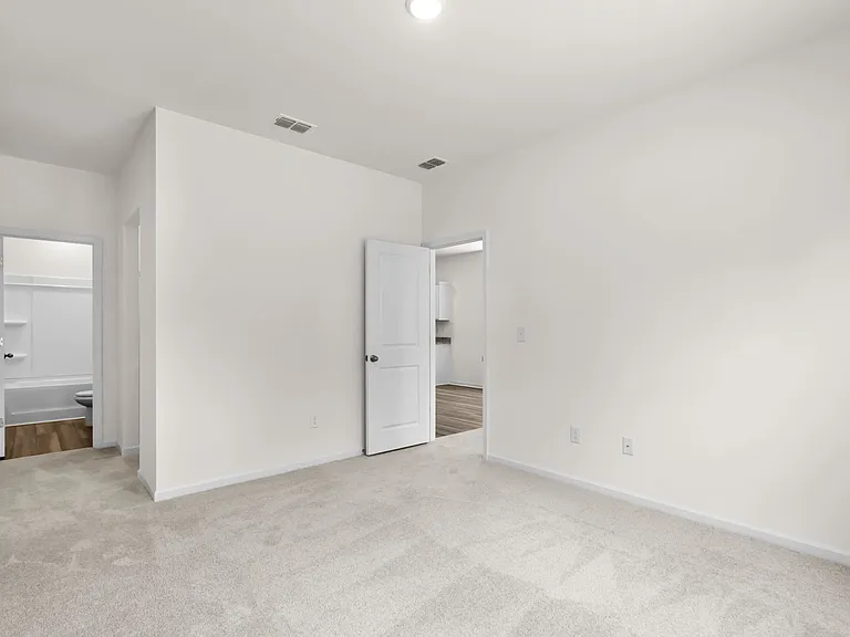 450 Castillo Dr — Photo 22
