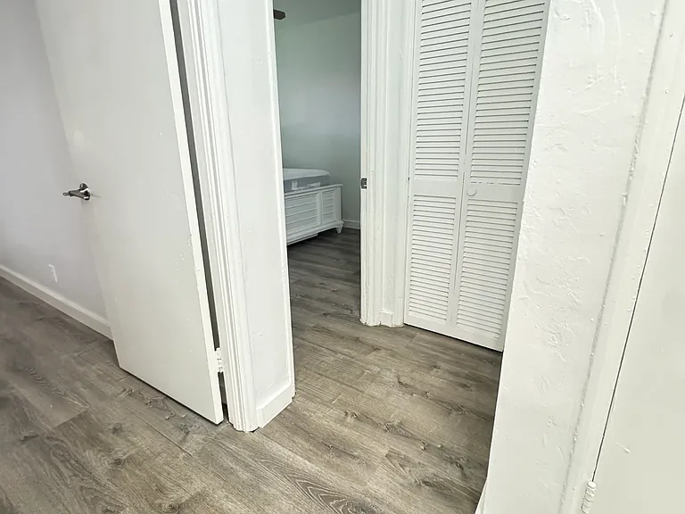 1413 SW 20th St #1 — Photo 30