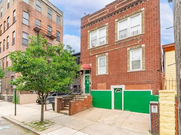 320 7th Street image 1 of 47