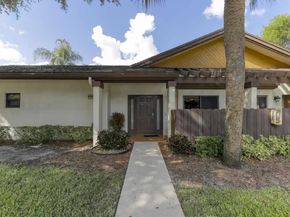 4549 Carambola Cir S #27254, Coconut Creek, FL 33066